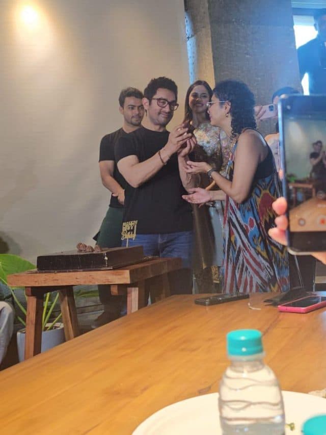 आमिर खान ने कुछ यूं मनाया अपना जन्मदिन, आप भी देखें PHOTOS