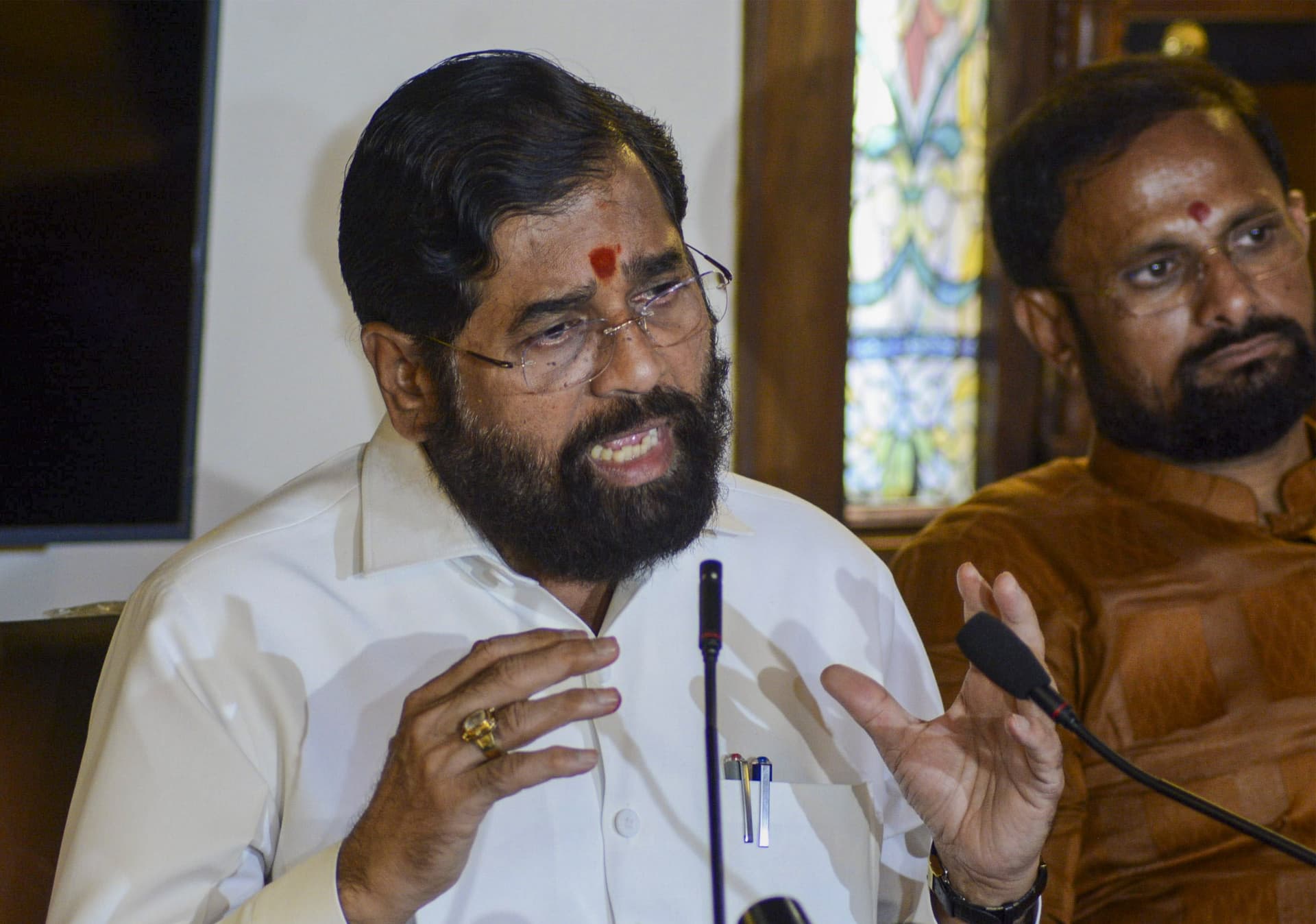 Lok Sabha Election 2024 : क्यों बीजेपी के स्टार प्रचारकों की सूची से हटाया गया एकनाथ शिंदे और अजीत पवार का नाम? जानें वजह