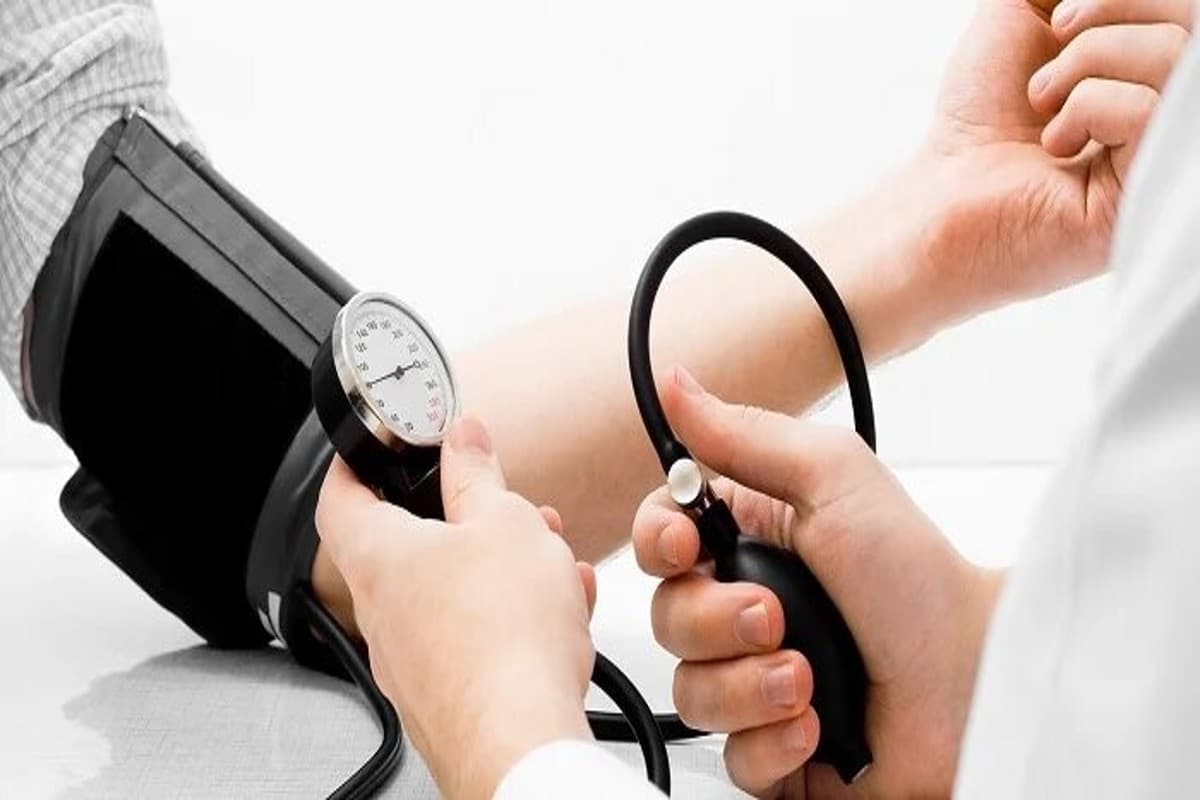 Ayurveda for High Blood Pressure: इन आयुर्वेदिक उपाय से करें हाई ब्लड प्रेशर को कंट्रोल में, यहां जानिए