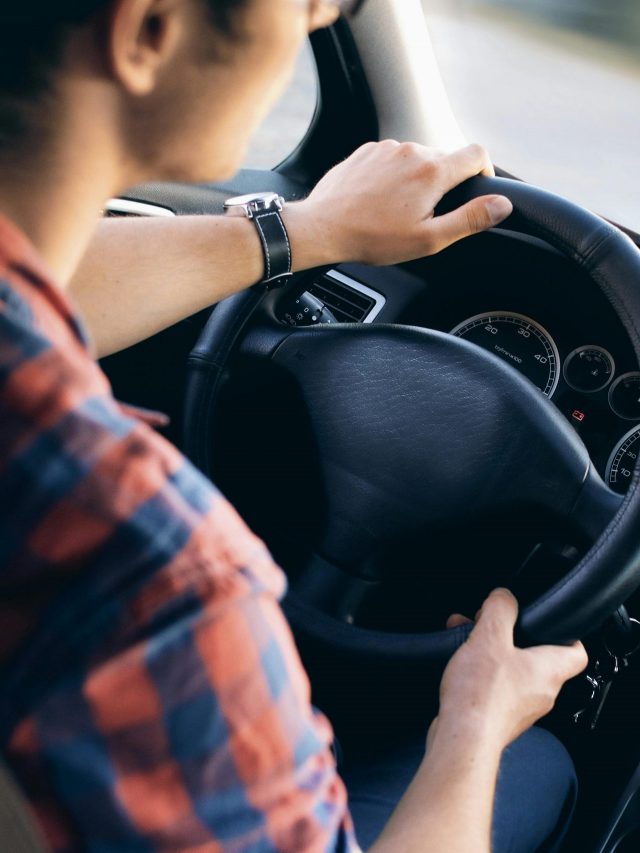 Driving Tips: जल्दी ड्राइविंग सीखने के लिए इन ट्रिक्स को अपनाएं