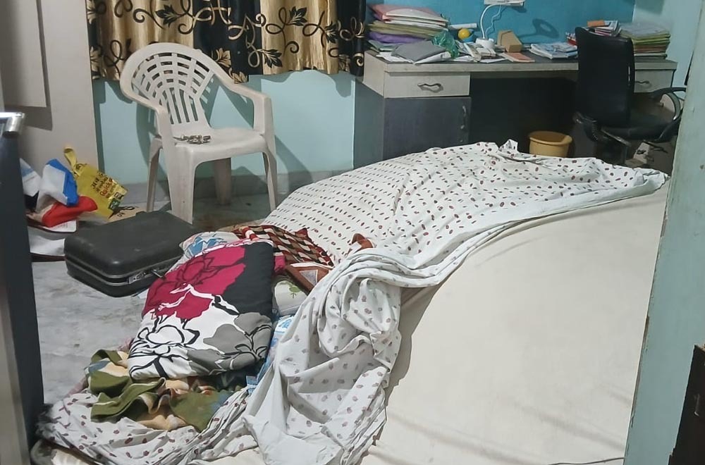 संवेदक के घर से गहने व नकद की चोरी