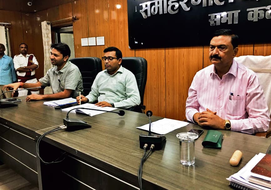 लोकसभा चुनाव : अब पोस्टल बैलेट से मतदान करेंगे बुजुर्ग, दिव्यांग व मीडिया कर्मी