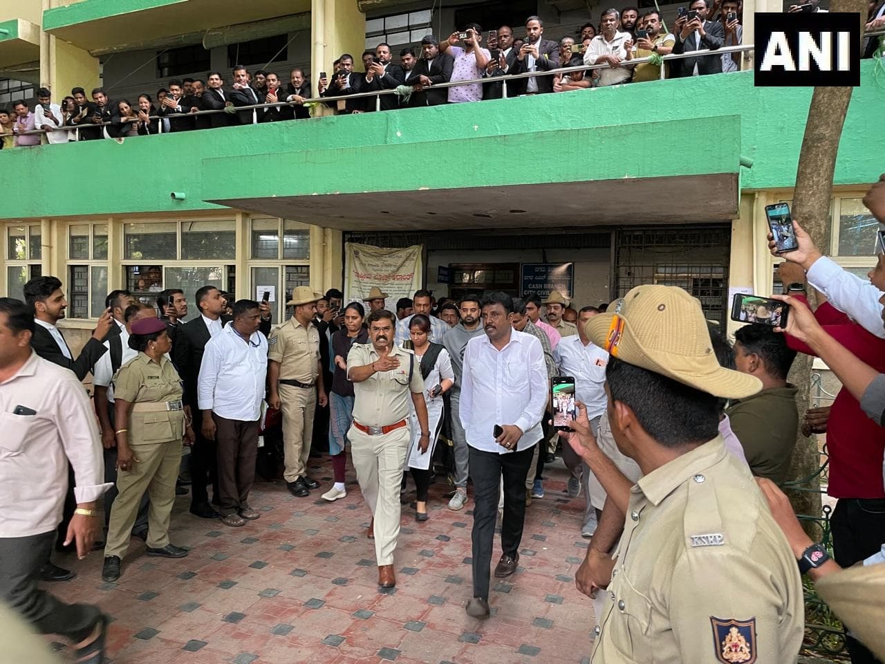 प्रज्वल रेवन्ना को क्यों पकड़ने गई महिला पुलिस? कोर्ट ने दी 6 दिन की रिमांड
