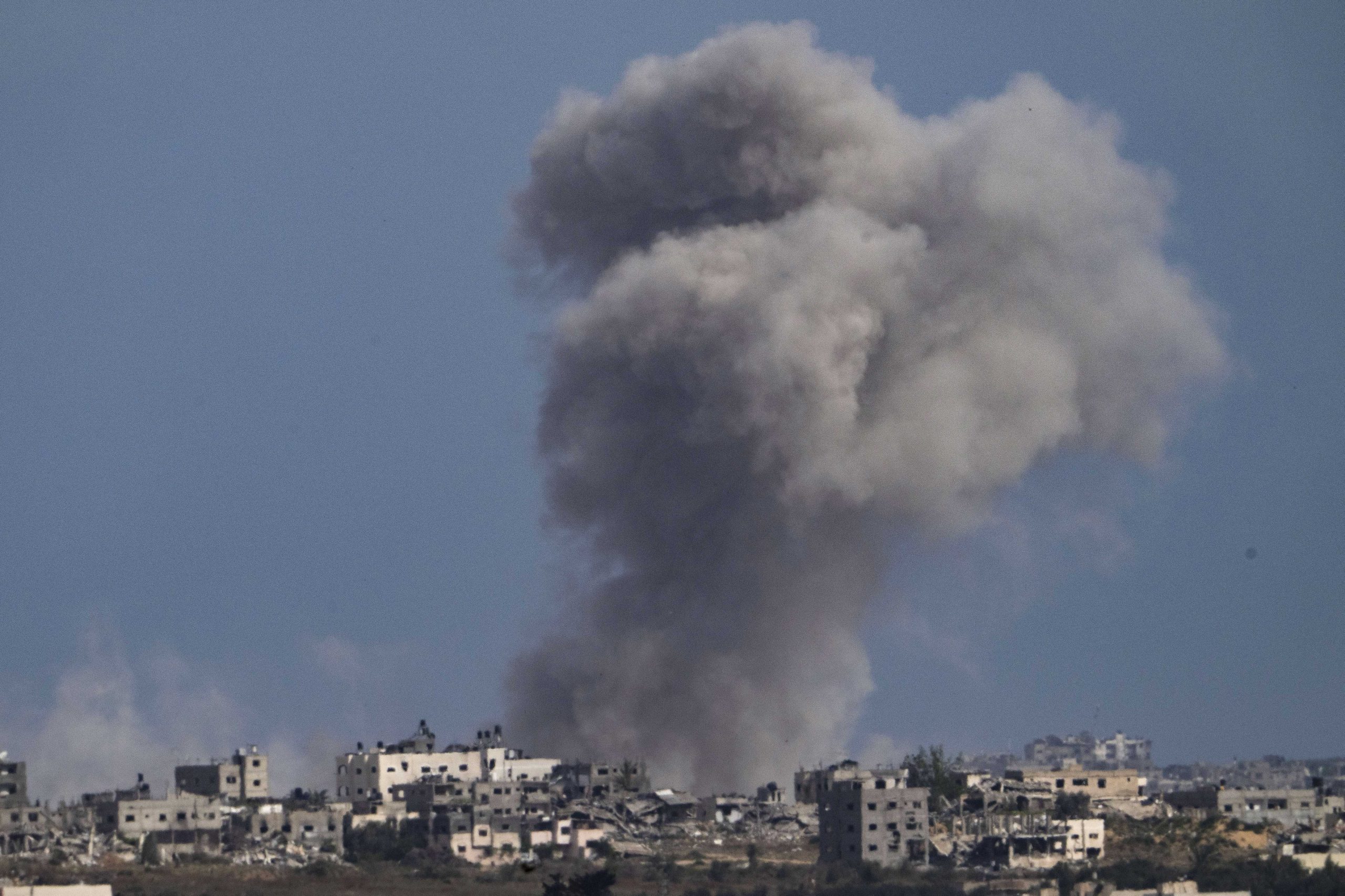 Israel Hamas War: गाजा के रफह में परेशानी बढ़ी, हमले में एक भारतीय की मौत