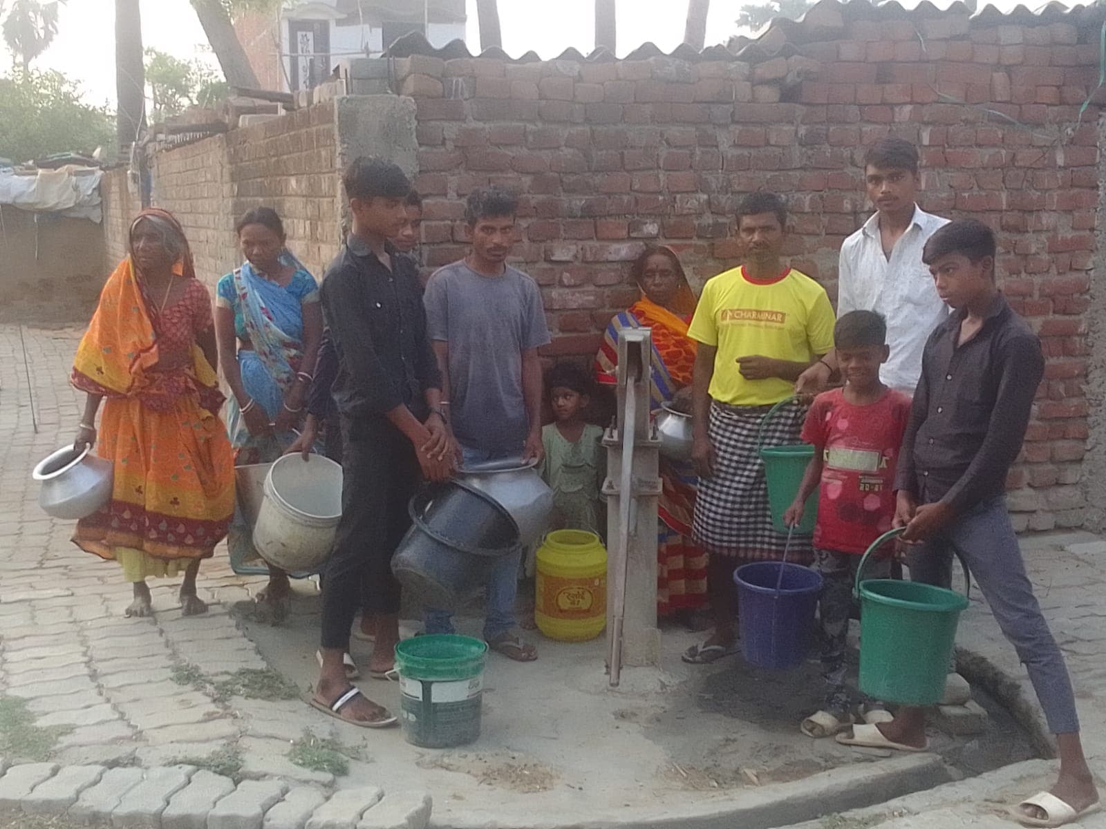 gaya news: गया के लोग पानी के लिए परेशान gaya news: गया के लोग पानी के लिए परेशान