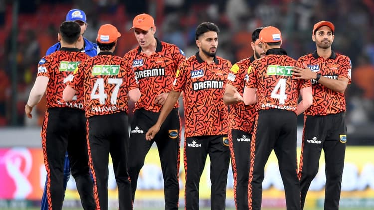 SRH vs GT, IPL 2024: बारिश ने बिगाड़ा खेल तो प्लेऑफ के समीकरण पर क्या पड़ेगा असर, जानें…