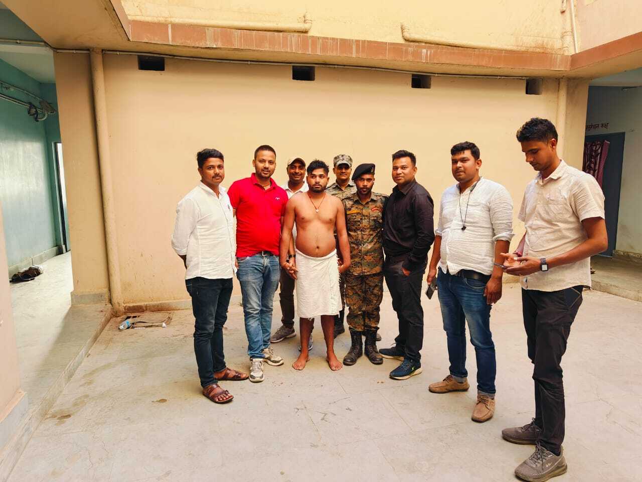 पोस्टमैन हत्याकांड के शूटर कुख्यात अपराधी 50 हजार का इनामी ब्रजेश बांका से गिरफ्तार