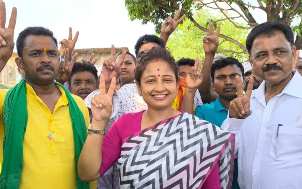 गांडेय विधानसभा उपचुनाव : बूथ-बूथ घूमीं कल्पना सोरेन, चुनावी मुद्दों और जीत पर कही ये बात