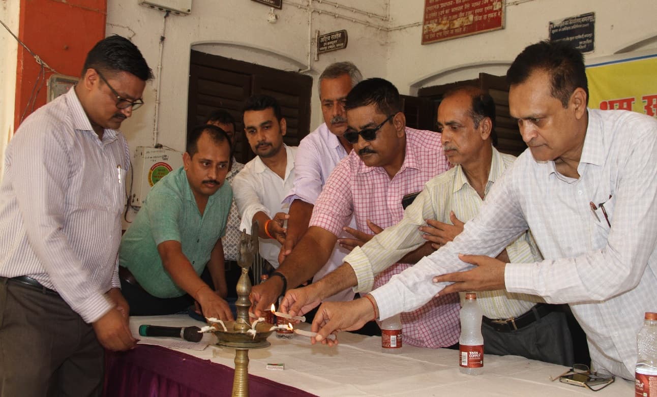 भागलपुर में अंतरराष्ट्रीय बाल श्रम निषेध दिवस पर जागरूकता शिविर का आयोजन भागलपुर में अंतरराष्ट्रीय बाल श्रम निषेध दिवस पर जागरूकता शिविर का आयोजन