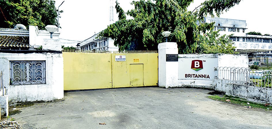 ब्रिटानिया इंडस्ट्रीज ने तारातला के कारखाने में उत्पादन किया बंद ब्रिटानिया इंडस्ट्रीज ने तारातला के कारखाने में उत्पादन किया बंद