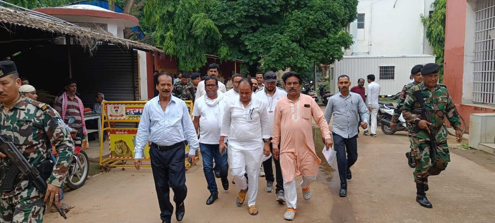 एसटी-एससी केस में मंत्री डॉ इरफान अंसारी को मिली जमानत