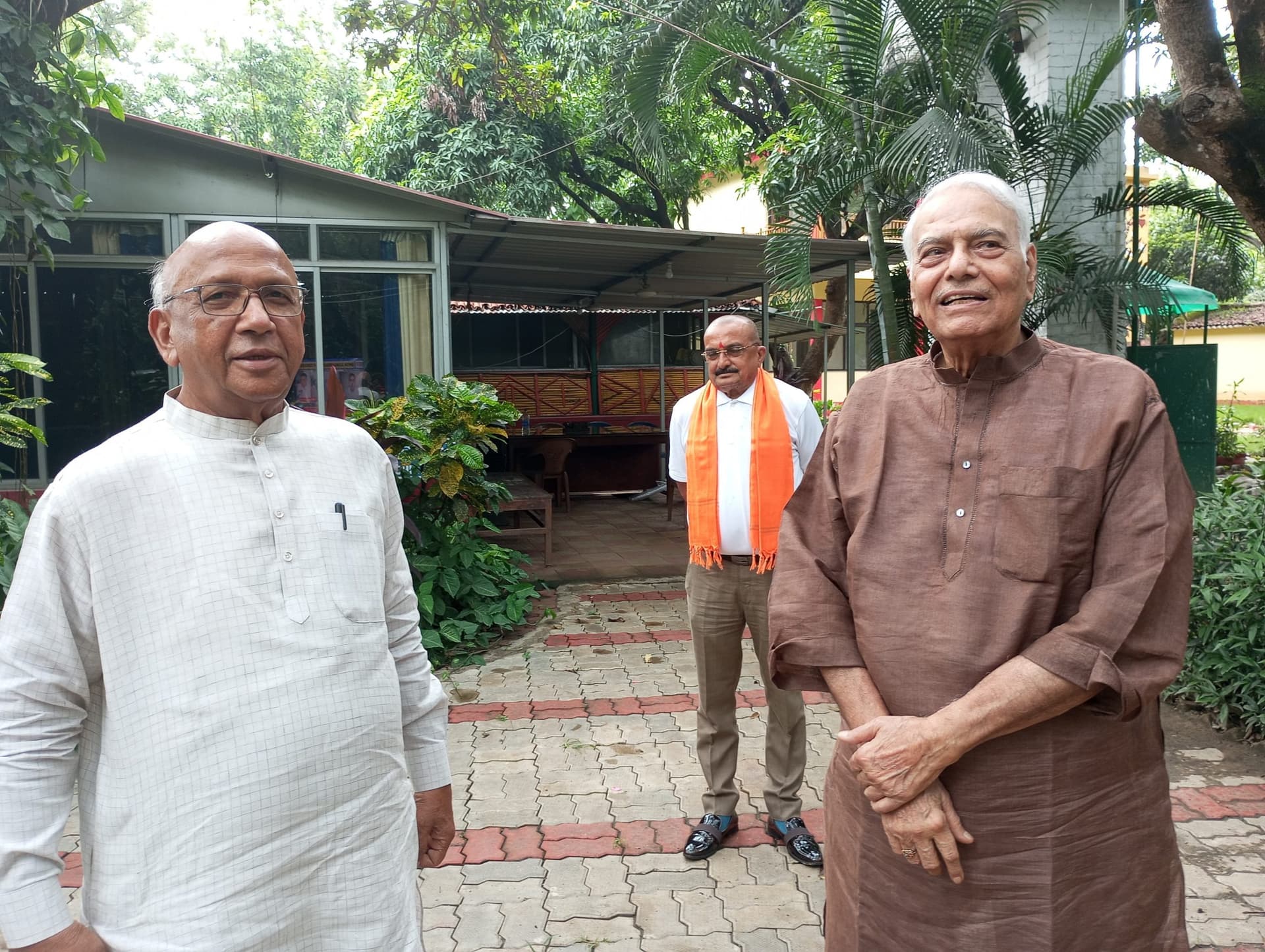 यशवंत सिन्हा से मिले सरयू राय
