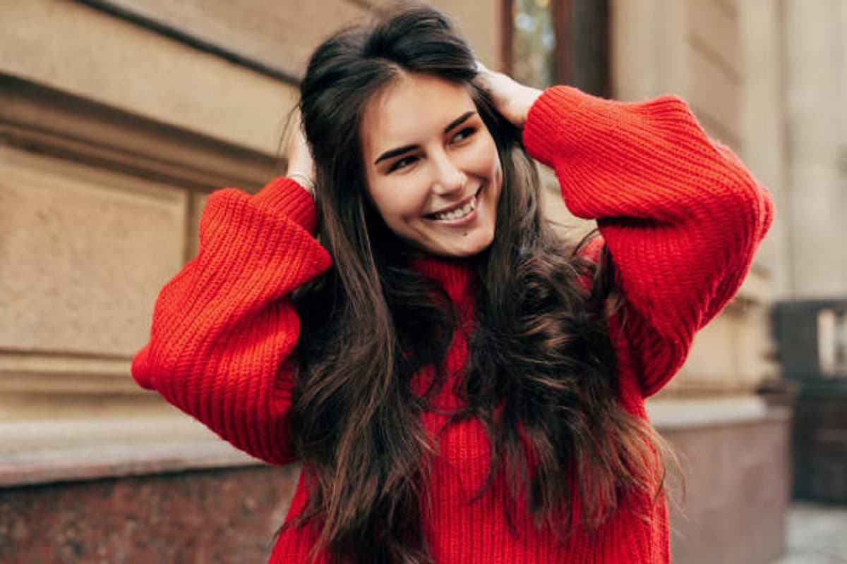 Hair Care Tips: चाहतें हैं लंबे और घने बाल, तो करें इन चीजों का सेवन