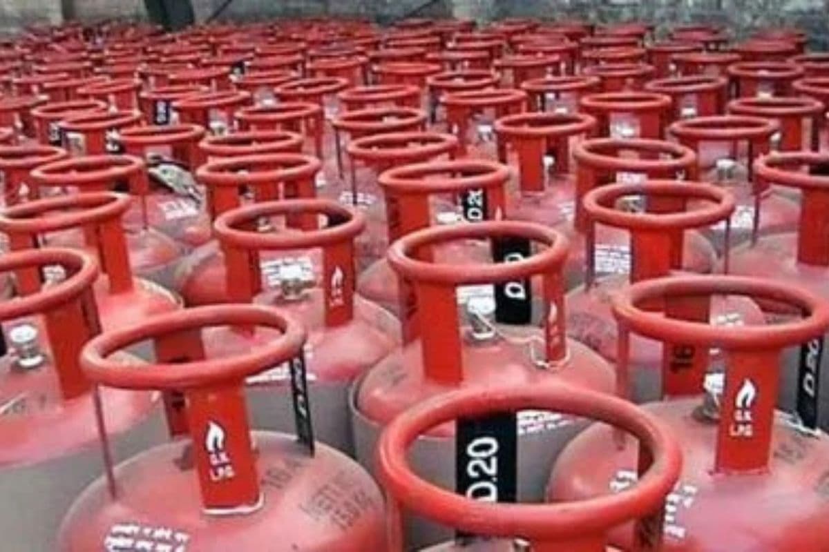 पश्चिम बंगाल : क्या आपका रसोई गैस सिलिंडर खत्म हो गया, ऐसा फोन आये तो न दें जवाब वरना…