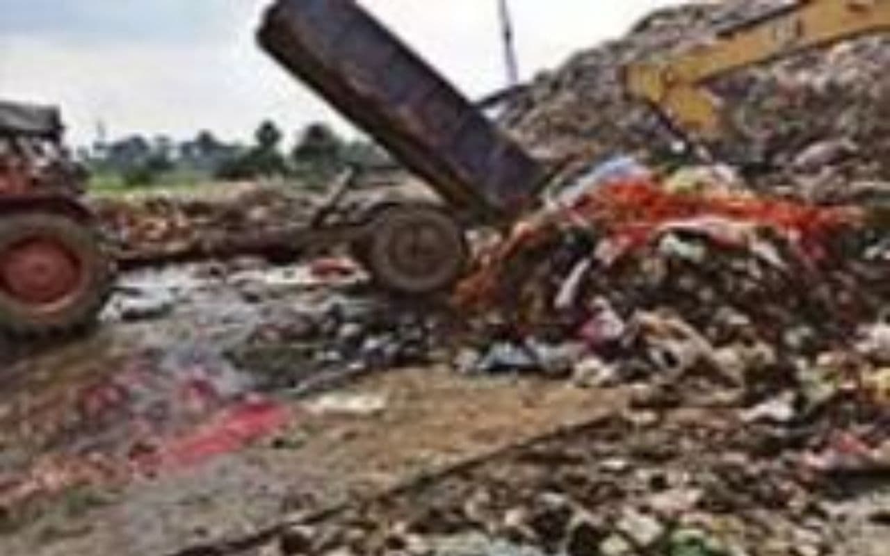 Gaya News : पितृपक्ष मेले के दौरान हर दिन 200 टन अतिरिक्त कचरे का बोझ, निस्तारण के लिए लगे अतिरिक्त संसाधन Gaya News : पितृपक्ष मेले के दौरान हर दिन 200 टन अतिरिक्त कचरे का बोझ, निस्तारण के लिए लगे अतिरिक्त संसाधन