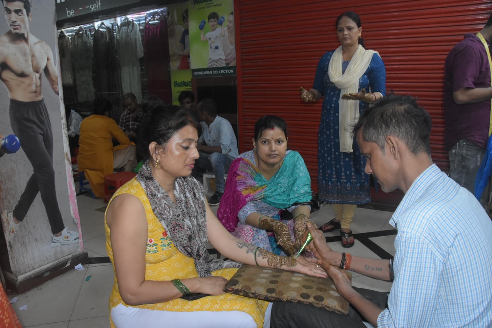 DHANBAD NEWS : पति की दीर्घायु के लिए आज हरतालिका तीज करेंगी महिलाएं, पारण कल