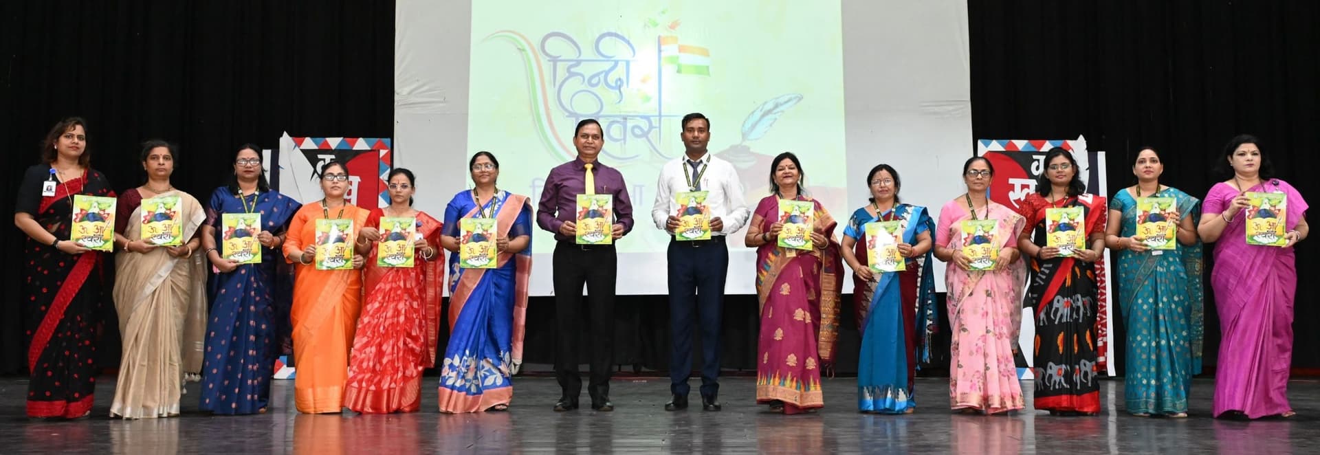 Bokaro news: देश को एकता के सूत्र में पिरोती है हिदी : डॉ एएस गंगवार