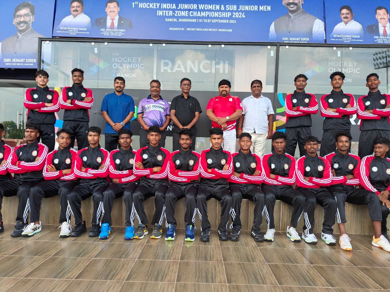 Hockey: हॉकी झारखंड की 20 सदस्यीय पुरुष टीम चंडीगढ़ गयी