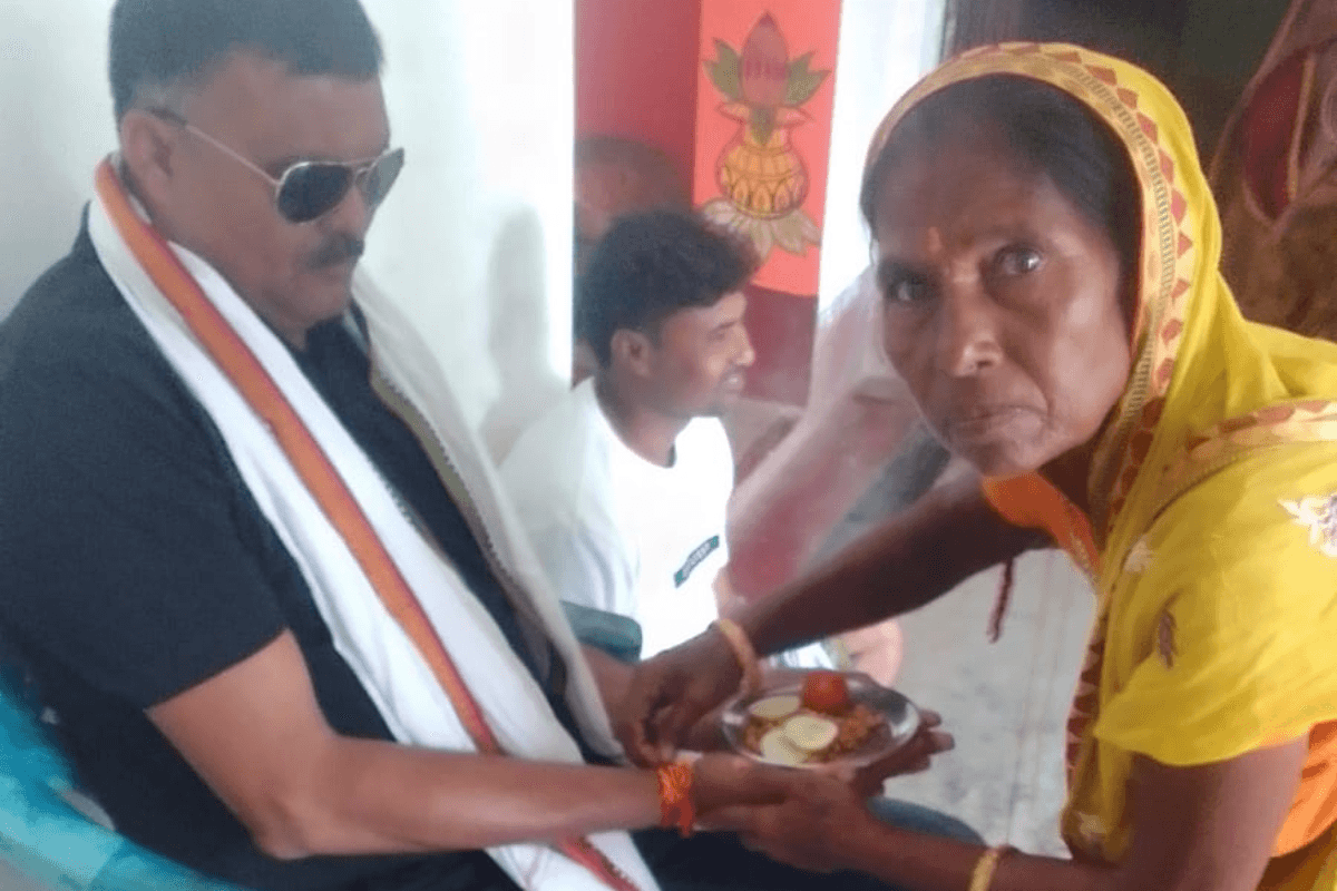 ममता की अनोखी कहानी, हिंदू महिला 35 सालों से मुस्लिम युवक के लिए रख रही जितिया व्रत ममता की अनोखी कहानी, हिंदू महिला 35 सालों से मुस्लिम युवक के लिए रख रही जितिया व्रत