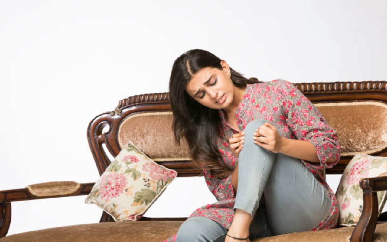 Osteoporosis : साइलेंट किलर है ऑस्टियोपोरोसिस, हड्डियों पर करता है वार