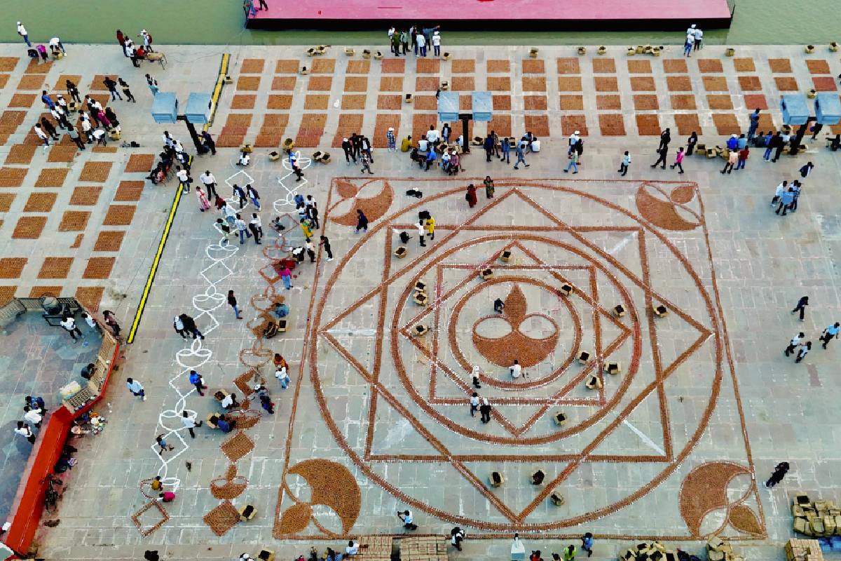 Diwali 2024 : 28 लाख दीपों से जगमग होगी अयोध्या, पीएम मोदी ने कहा- 500 साल बाद प्रभु राम मंदिर में विराजमान Diwali 2024 : 28 लाख दीपों से जगमग होगी अयोध्या, पीएम मोदी ने कहा- 500 साल बाद प्रभु राम मंदिर में विराजमान
