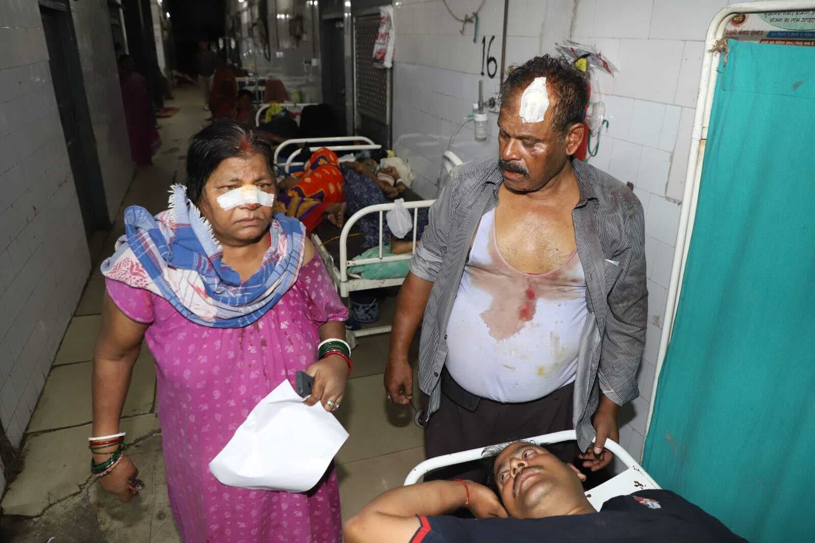 Jamshedpur News :जमीन विवाद में पुलिसकर्मी व पड़ोसी के बीच मारपीट, छह घायल