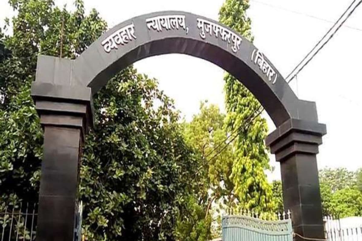दारोगा पर फर्जीवाड़े और केस डायरी में छेड़छाड़ का आरोप, कोर्ट ने FIR का दिया आदेश