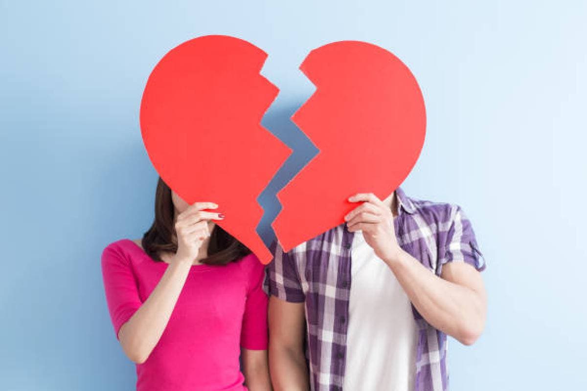 Relationship Tips: बॉयफ्रेंड की इन हरकतों से समझें, वो ब्रेकअप करना चाहता है