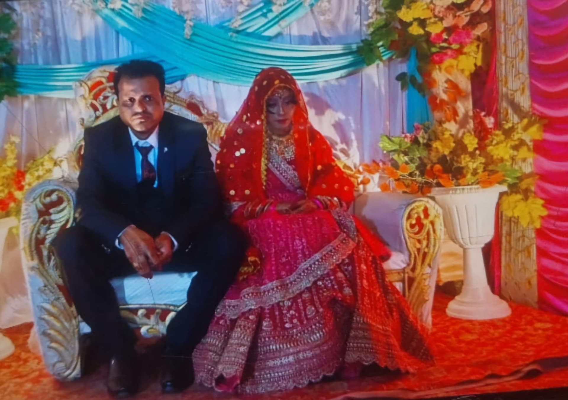 नव विवाहिता की संदिग्ध स्थिति में मौत, मायके पक्ष ने गला दबाकर लगाया हत्या का आरोप नव विवाहिता की संदिग्ध स्थिति में मौत, मायके पक्ष ने गला दबाकर लगाया हत्या का आरोप