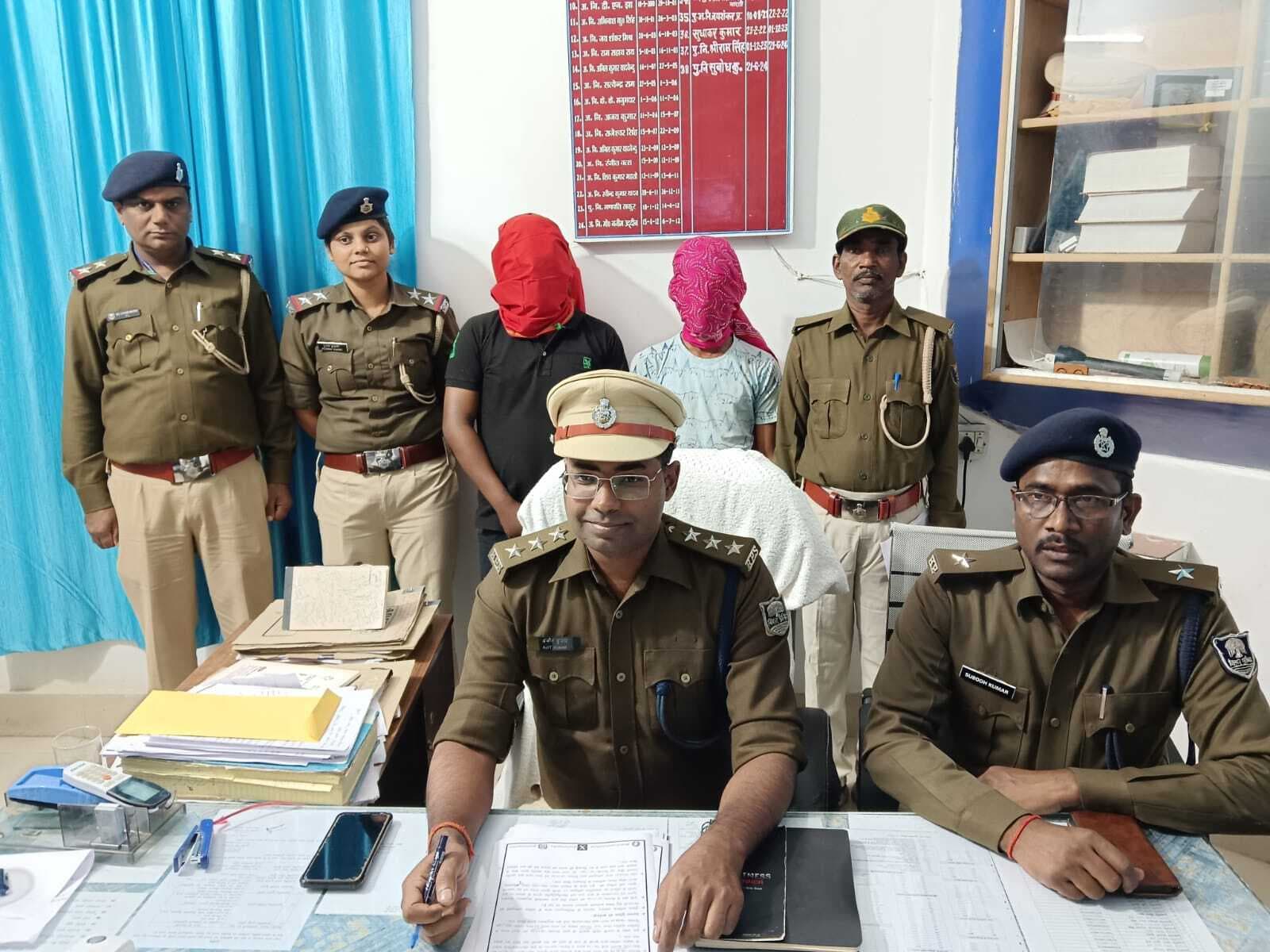 सदर पुलिस ने अंतर जिला झपटमार गिरोह के दो शातिर अपराधियों को किया गिरफ्तार