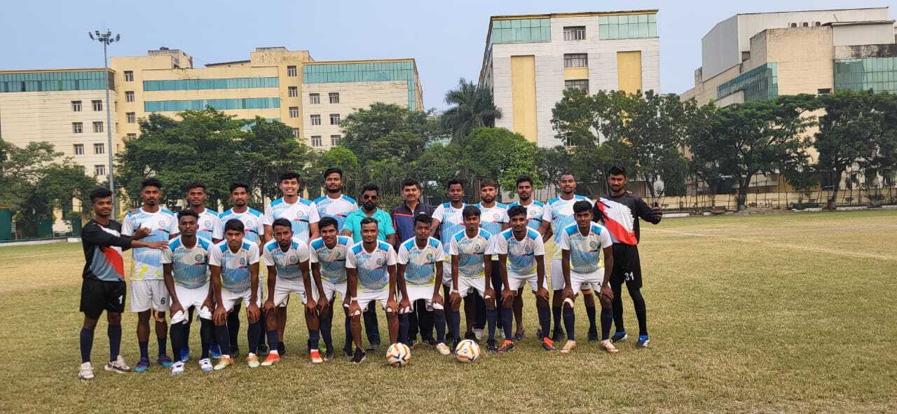 Football: रांची विवि फुटबॉल टीम ने जेआइएस विवि को 9-0 से हराया