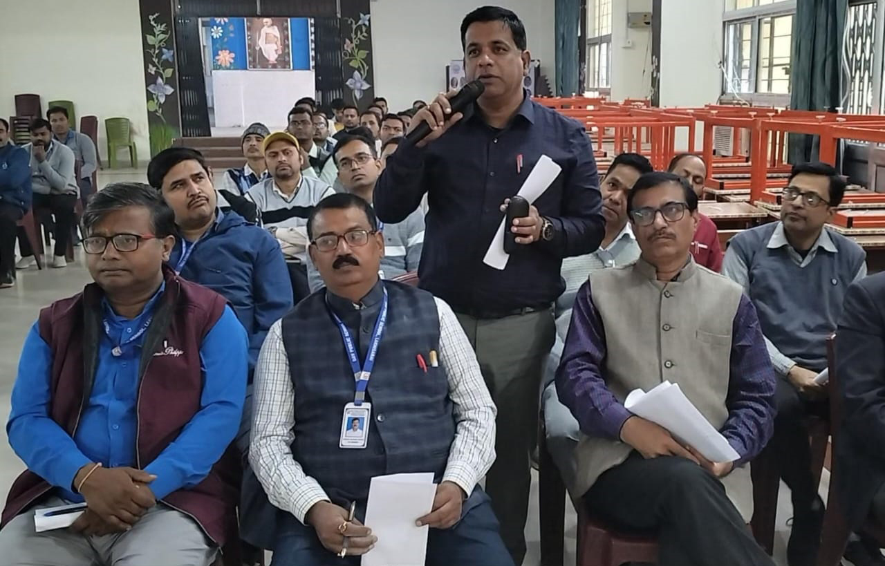 निधि आपके द्वार कार्यक्रम में किया जागरूक