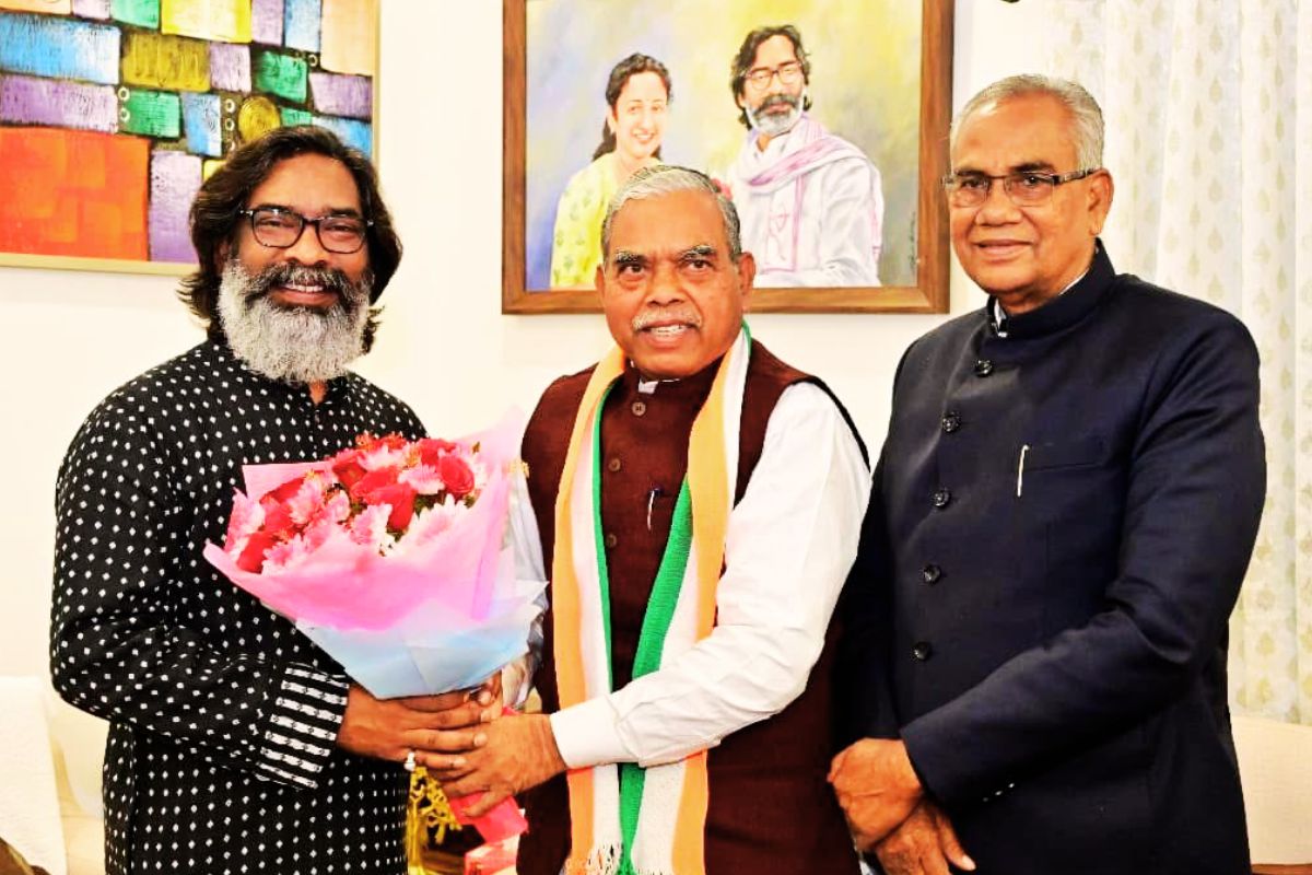 झारखंड में 5 साल में बदलेंगे विकास के मायने, हेमंत सोरेन से मिलने के बाद बोले प्रदेश कांग्रेस अध्यक्ष कमलेश