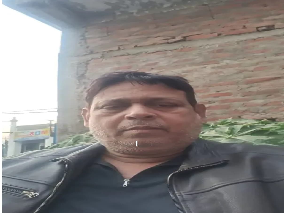 Muzaffarpur News: चलती बस से 80 लाख की ज्वेलरी और दो लाख नगद गायब, जानें पूरा मामला Muzaffarpur News: चलती बस से 80 लाख की ज्वेलरी और दो लाख नगद गायब, जानें पूरा मामला