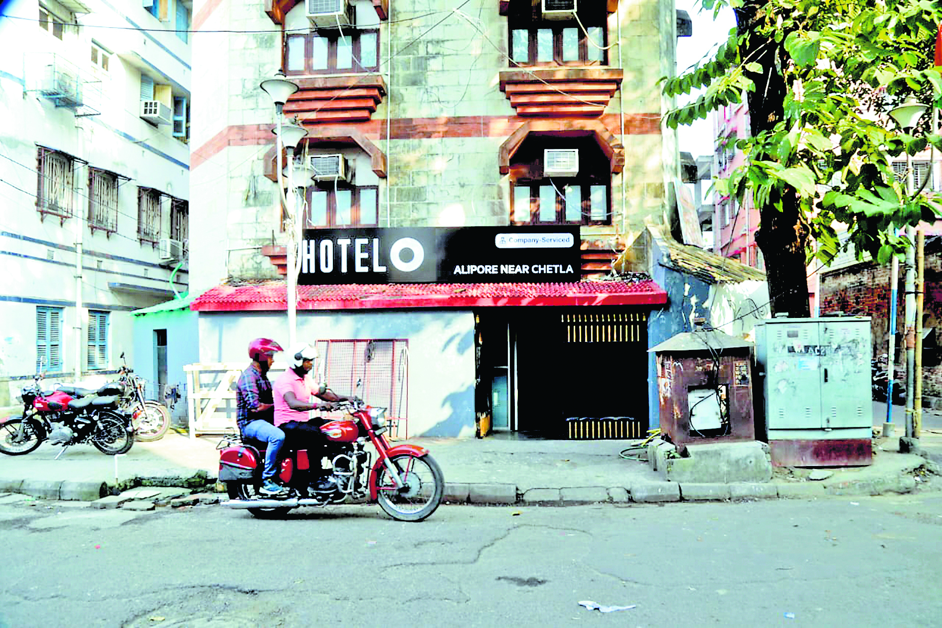 होटल से मिली महिला बैंककर्मी की लाश