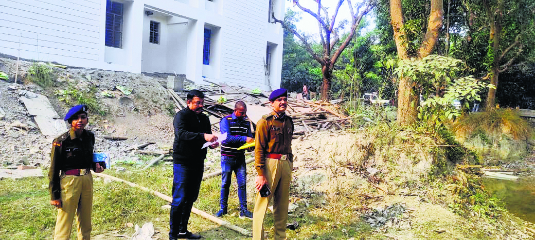 hajipur news. चोरी की दृष्टि से संवेदनशील इलाकों में करें विशेष बल की तैनाती : एसपी