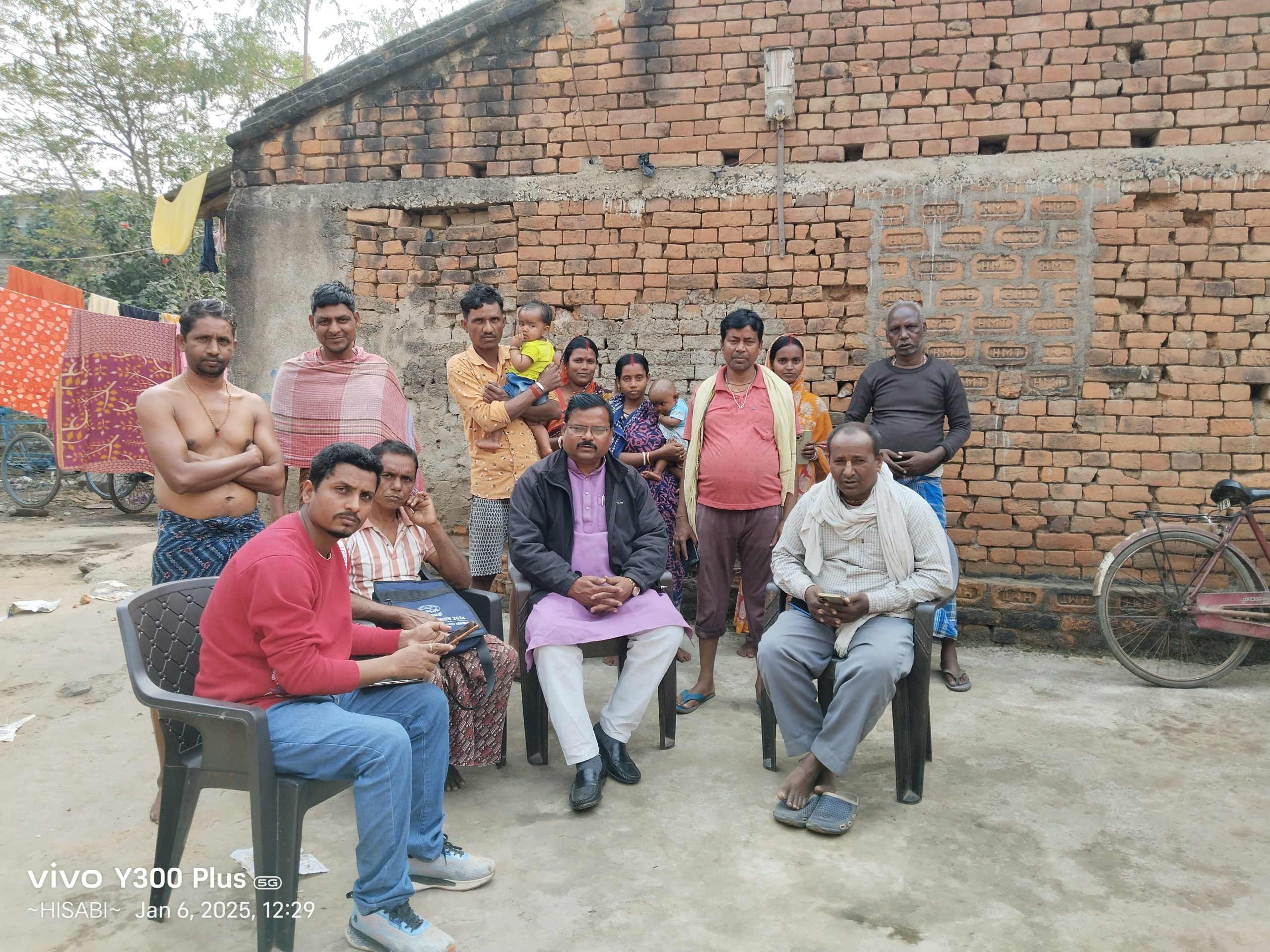 भाजपाइयों ने कुनाई टोला में चलाया सदस्यता अभियान