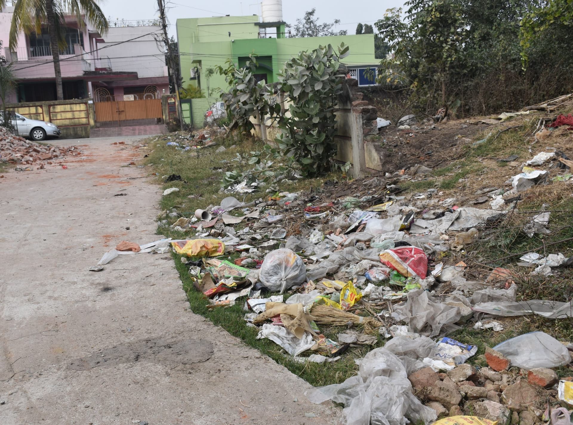 Bokaro News : दो दशक में पूरी कॉलोनी में नहीं बिछी पेयजलापूर्ति पाइपलाइन