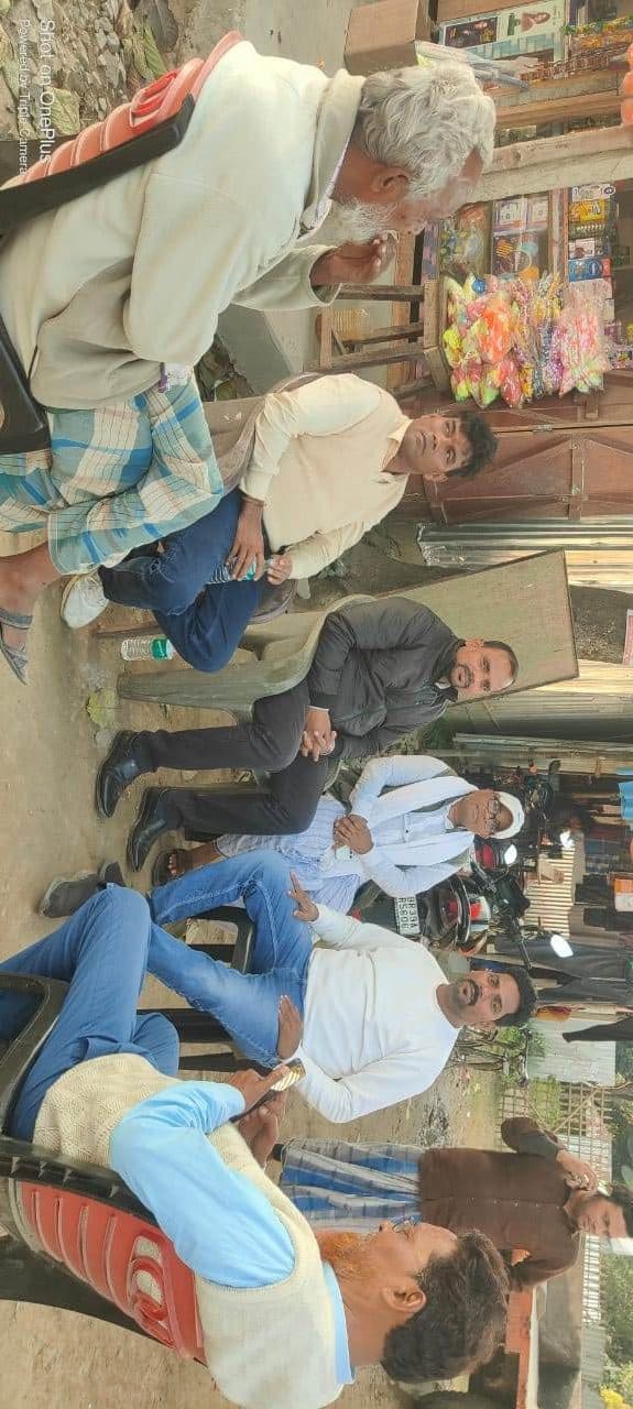 पंचायत प्रतिनिधियों के साथ बीपीआरओ ने की बैठक