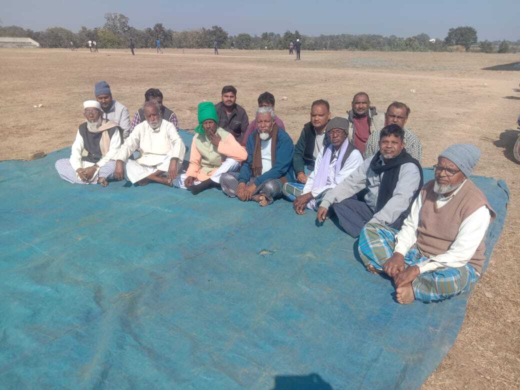 झारखंड आंदोलनकारियों ने मंत्री से पेंशन दिलाने की मांग की