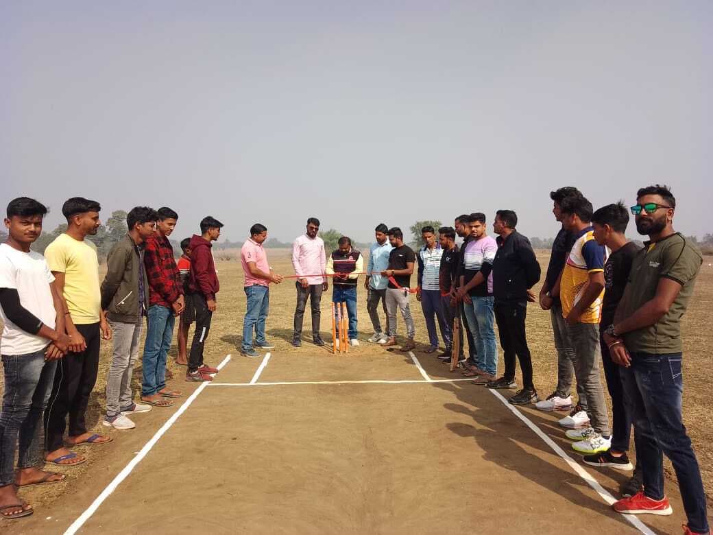 विपिन- इलेवन ने माही इलेवन को तीन रन से हराया