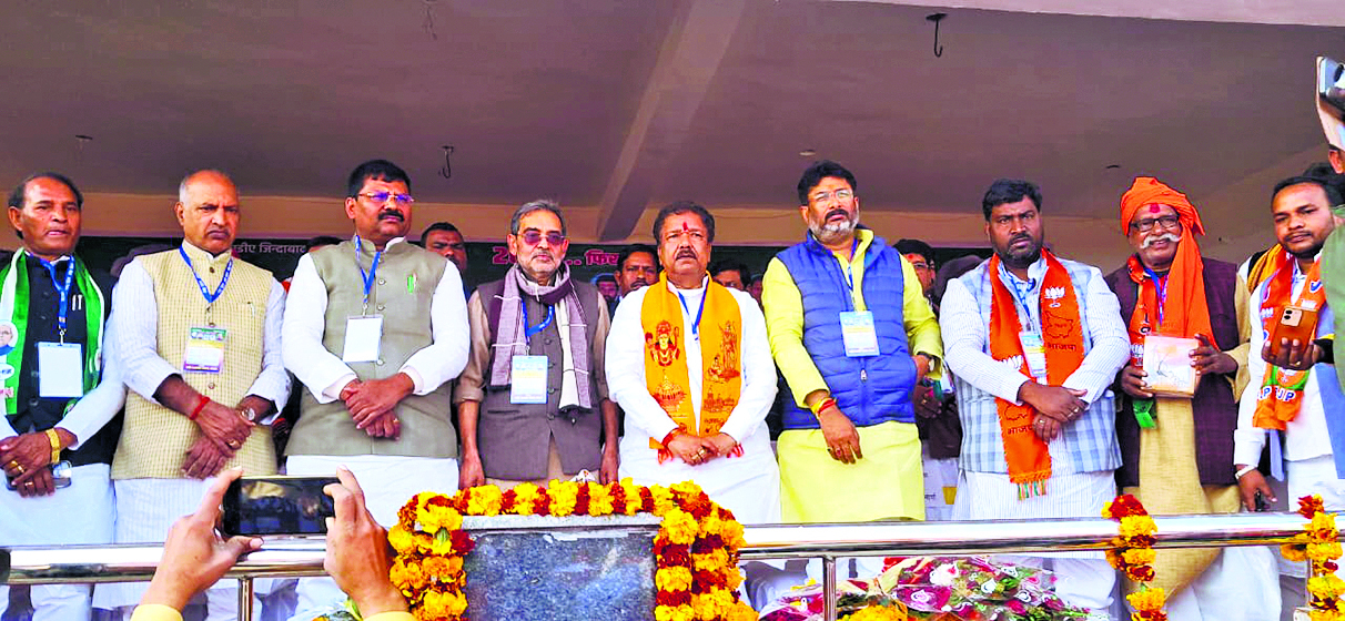 एनडीए के कार्यकर्ता सम्मेलन में पांच दलों ने दिखायी ताकत, उमड़ा हुजूम