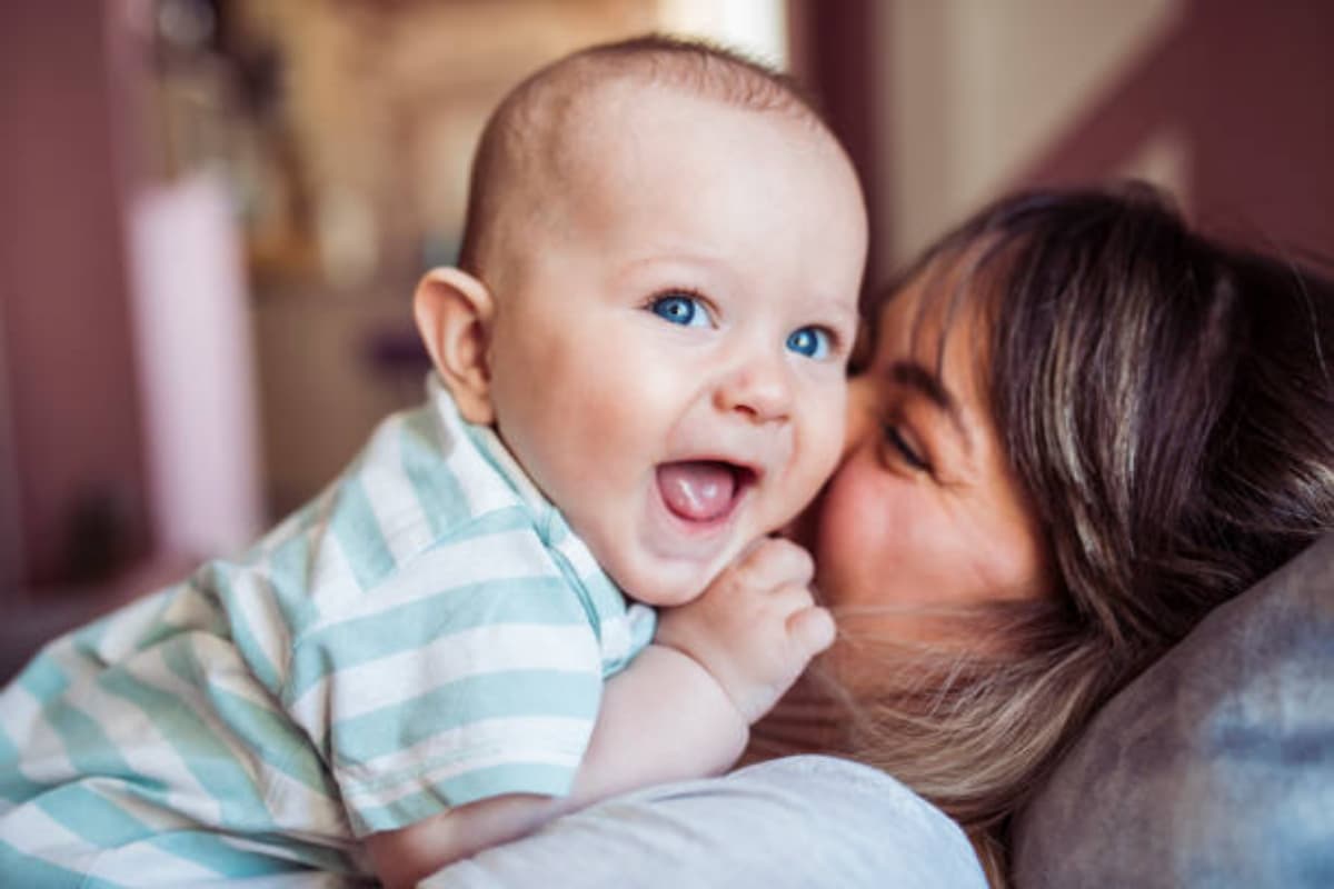 Hindu Baby Names: आपके घर के चिराग के लिए ये हैं सबसे मनमोहक और यूनिक नाम, डालें लिस्ट पर नजर और जानें अर्थ