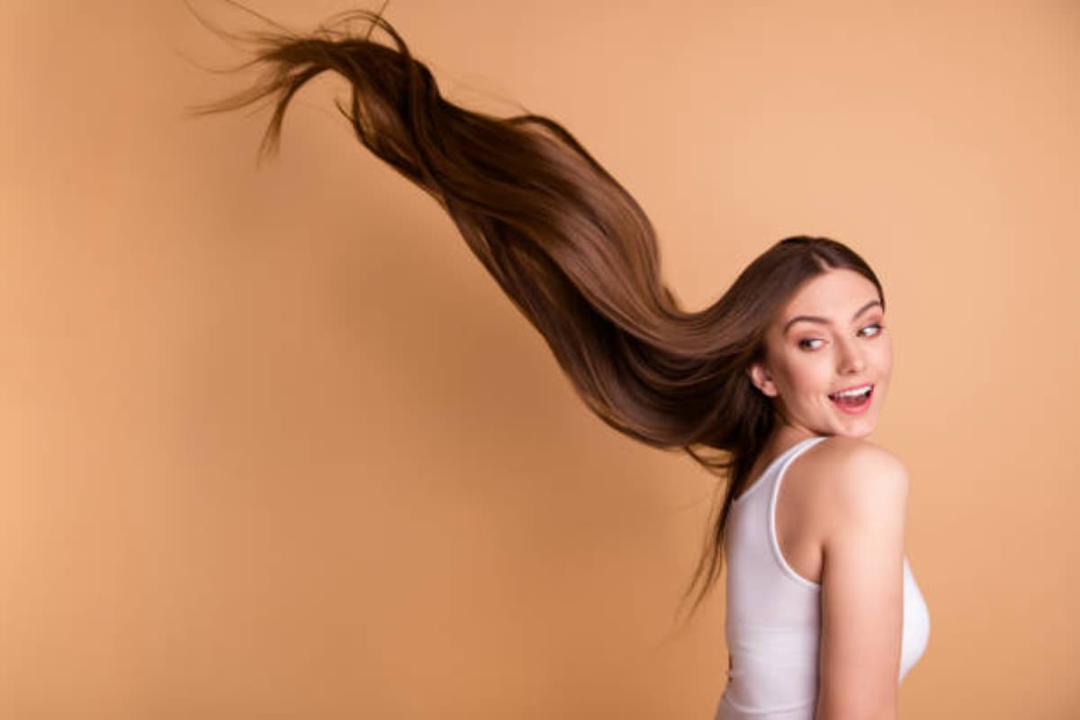 Hair Care Tips: दोगुनी रफ्तार से बढ़ने लगेंगे आपके बाल, इन टिप्स का रखने ख्याल