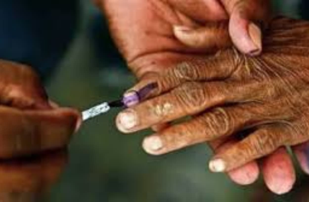 Pakistani Hindu Refugees Will Vote First Time Pakistani Hindu Refugees Will Vote First Time