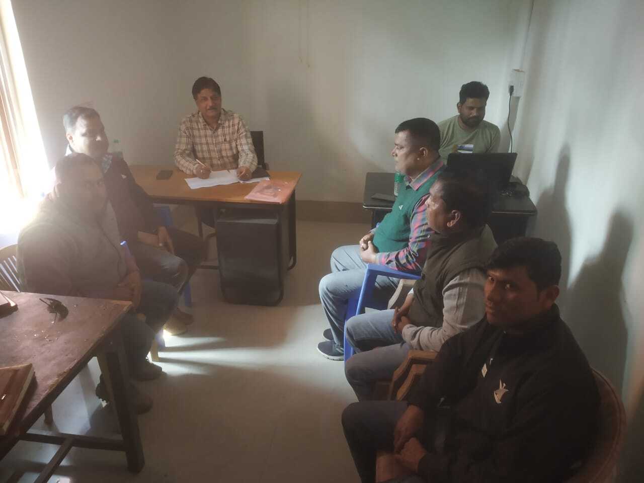 डीपीओ ने निर्माणाधीन जीविका भवन का किया निरीक्षण, दिया दिशा निर्देश