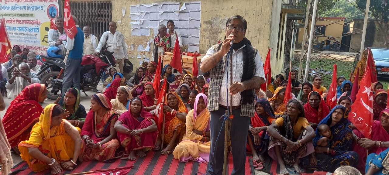 केंद्र सरकार के जन विरोधी नीतियों के चलते आसमान छू रही है महंगाई: संजय