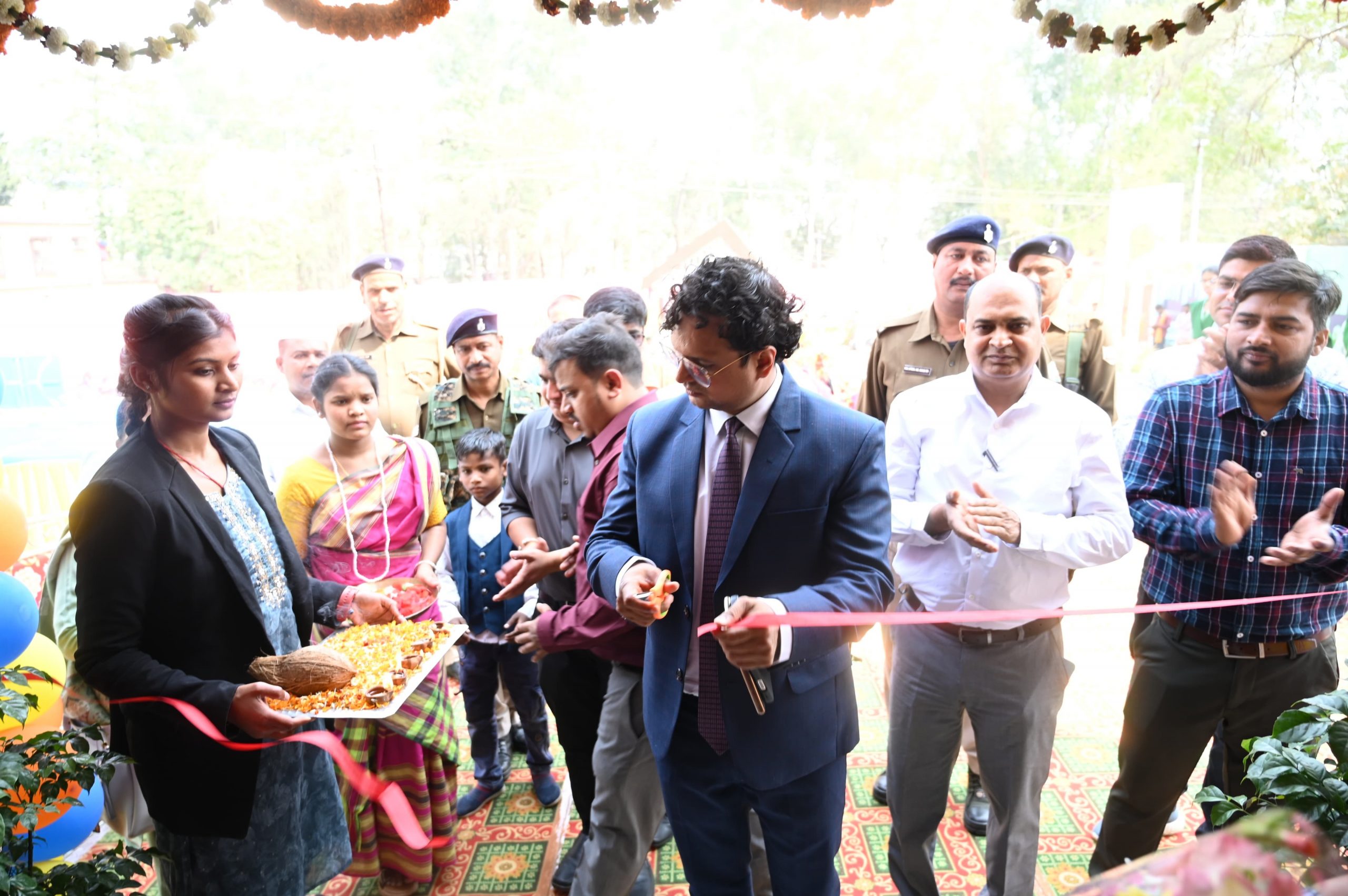 डेढ़ करोड़ की लागत से बने साइंस सेंटर का डीसी ने किया उदघाटन, 10 रुपये लगेगा टिकट