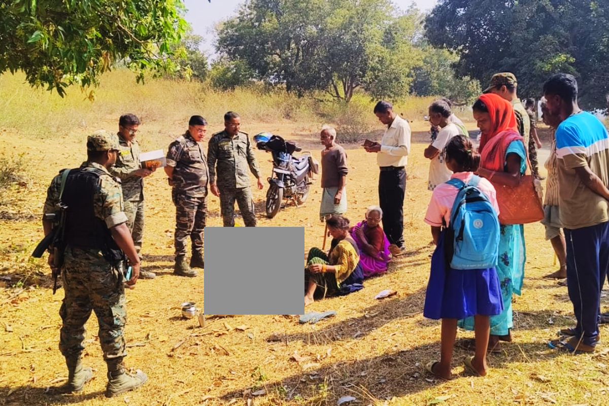 गुमला में 2 बेटियों के सामने पिता की गला रेतकर हत्या, 9 साल की बच्ची ने बताया आंखोंदेखा हाल