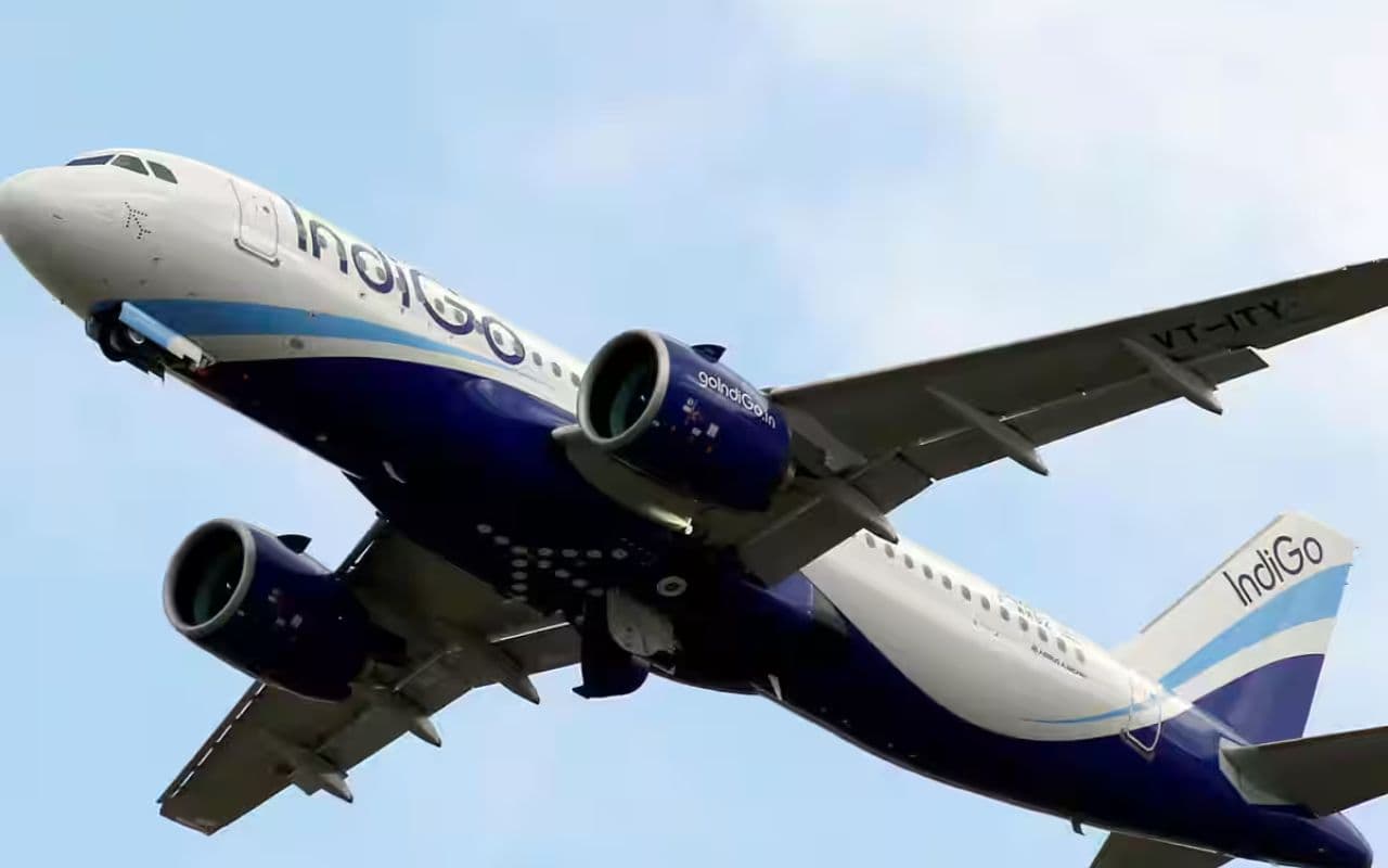 Darbhanga Airport: दरभंगा हवाई अड्डा से रोजाना 22 विमानों की होगी आवाजाही, समर शेड्यूल जारी Darbhanga Airport: दरभंगा हवाई अड्डा से रोजाना 22 विमानों की होगी आवाजाही, समर शेड्यूल जारी